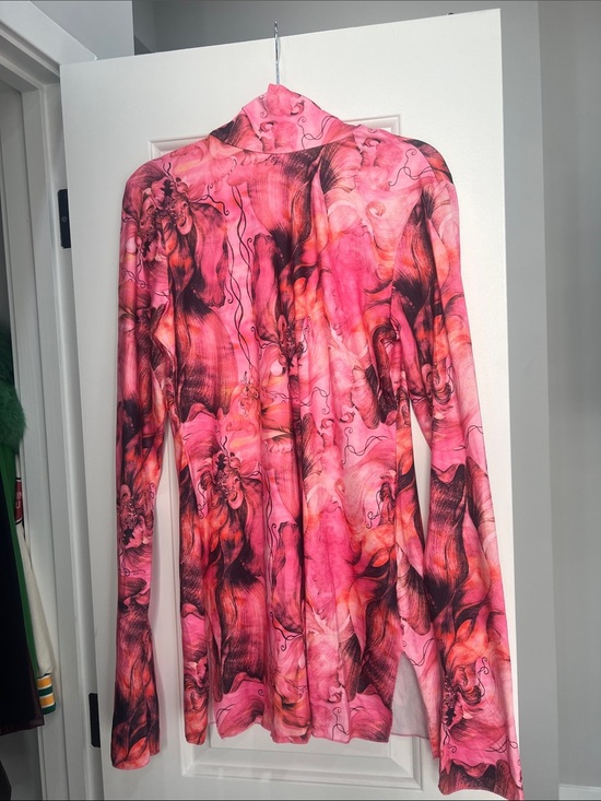 Dresses & Skirts - Women's Pink Abstract Print Long Sleeve dress​